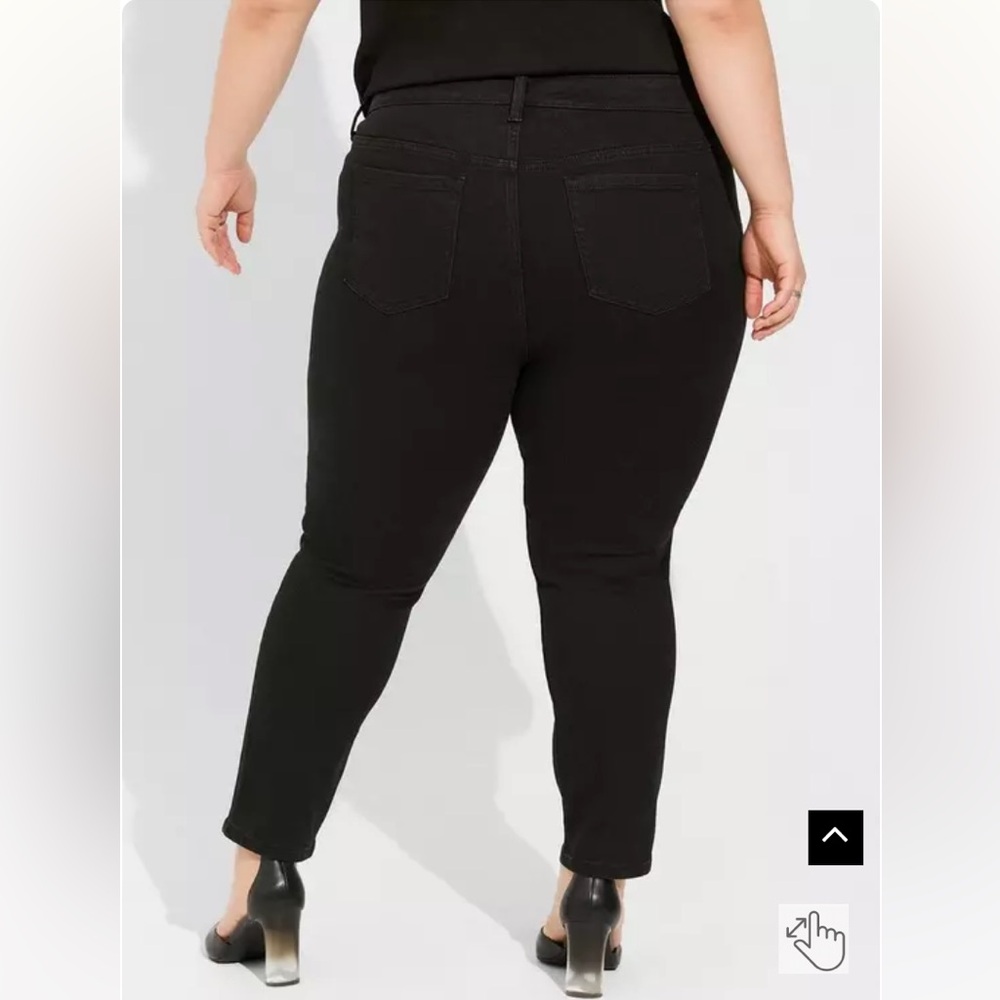 Torrid 12 Crop Sky High Boot Super Soft High-Rise Jean Black - Picture 2 of 7